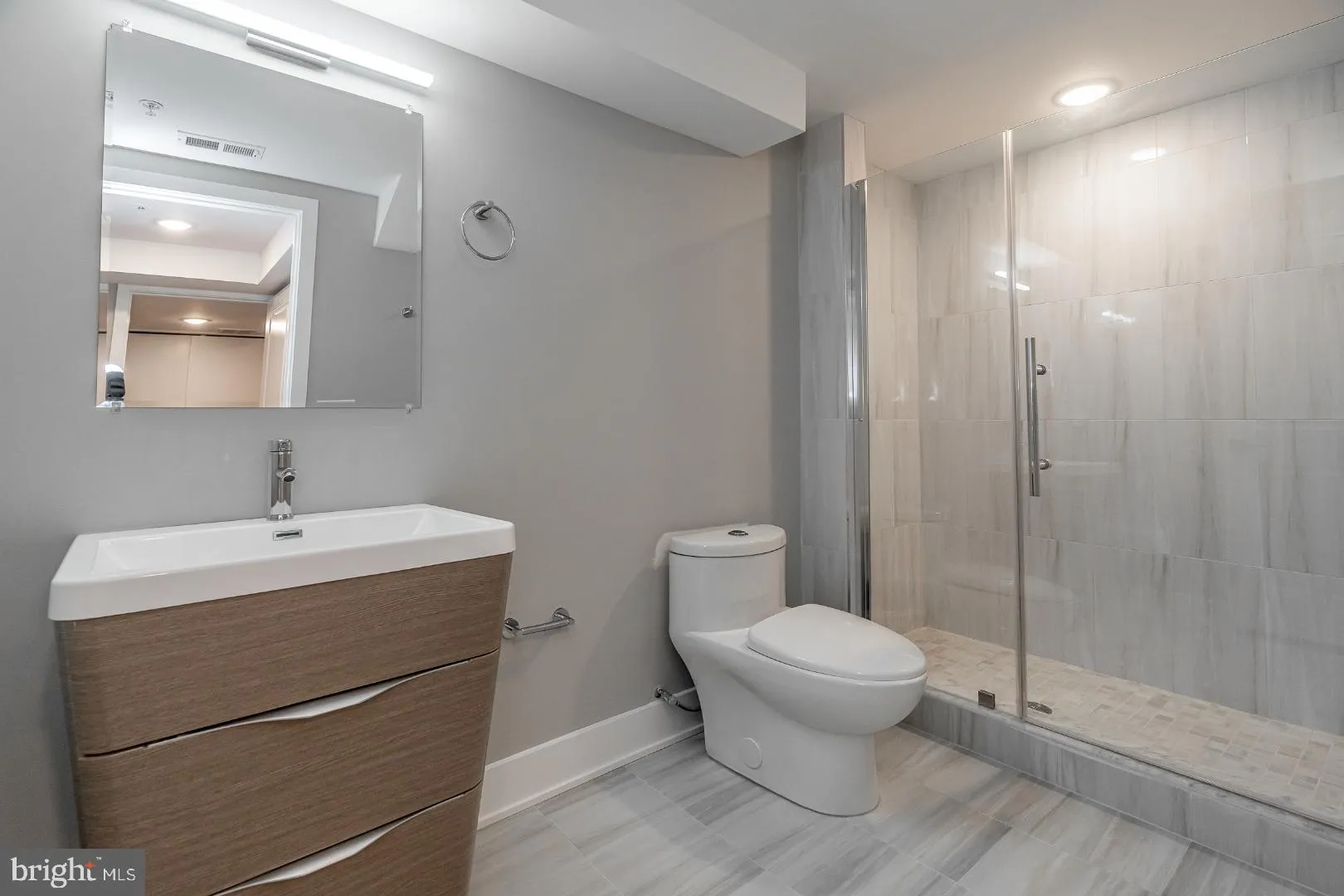 Philadelphia, Pennsylvania 19104, United States, 3 Bedrooms Bedrooms, ,3 BathroomsBathrooms,Residential,Active,120134
