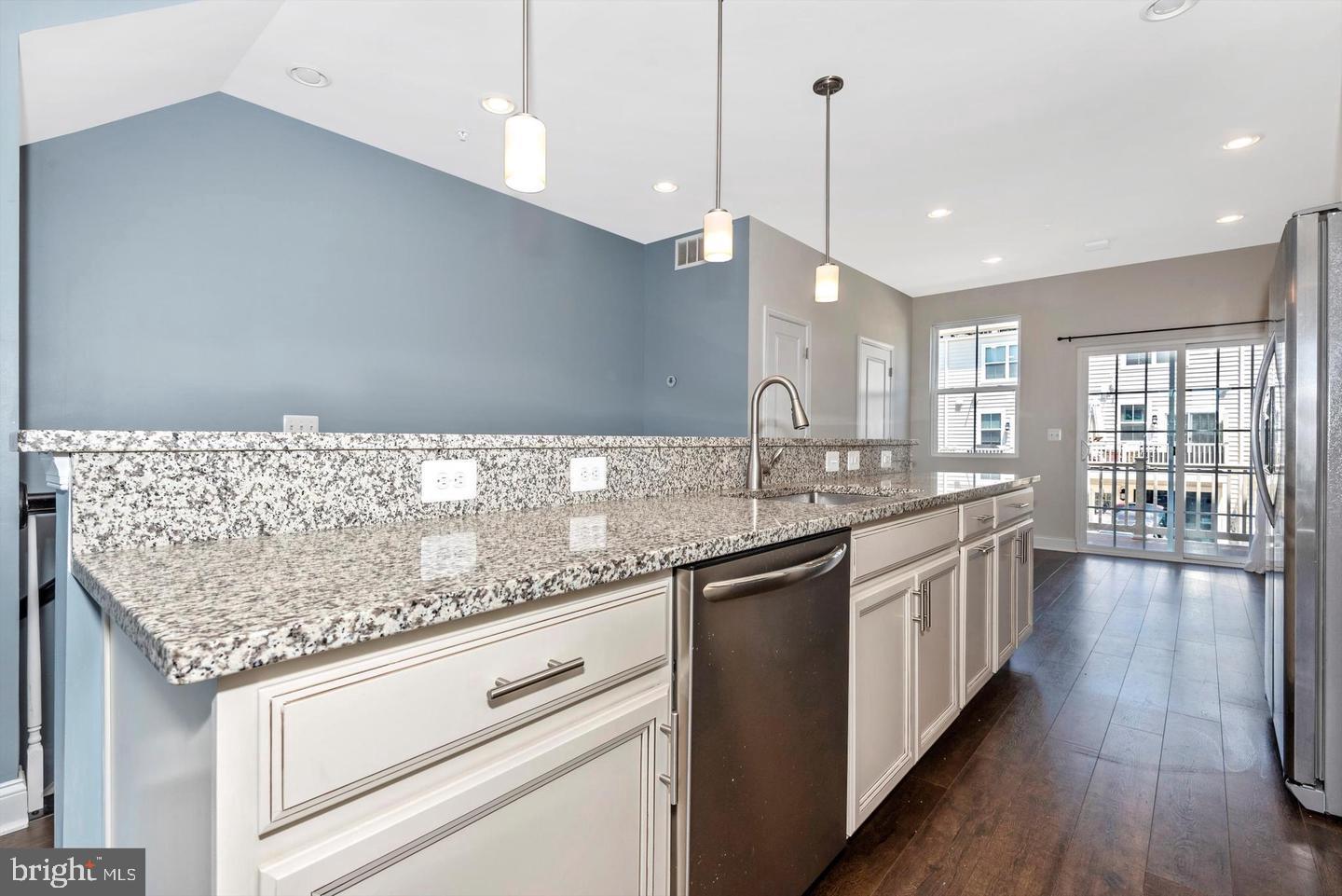 EASTCHURCH - Residential Lease