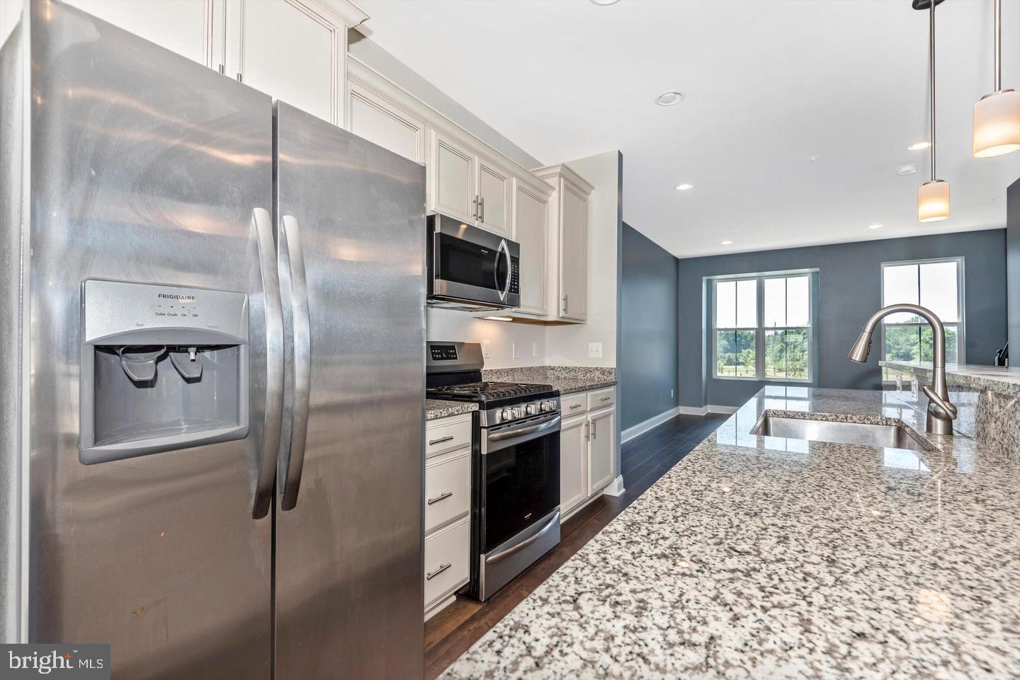 EASTCHURCH - Residential Lease