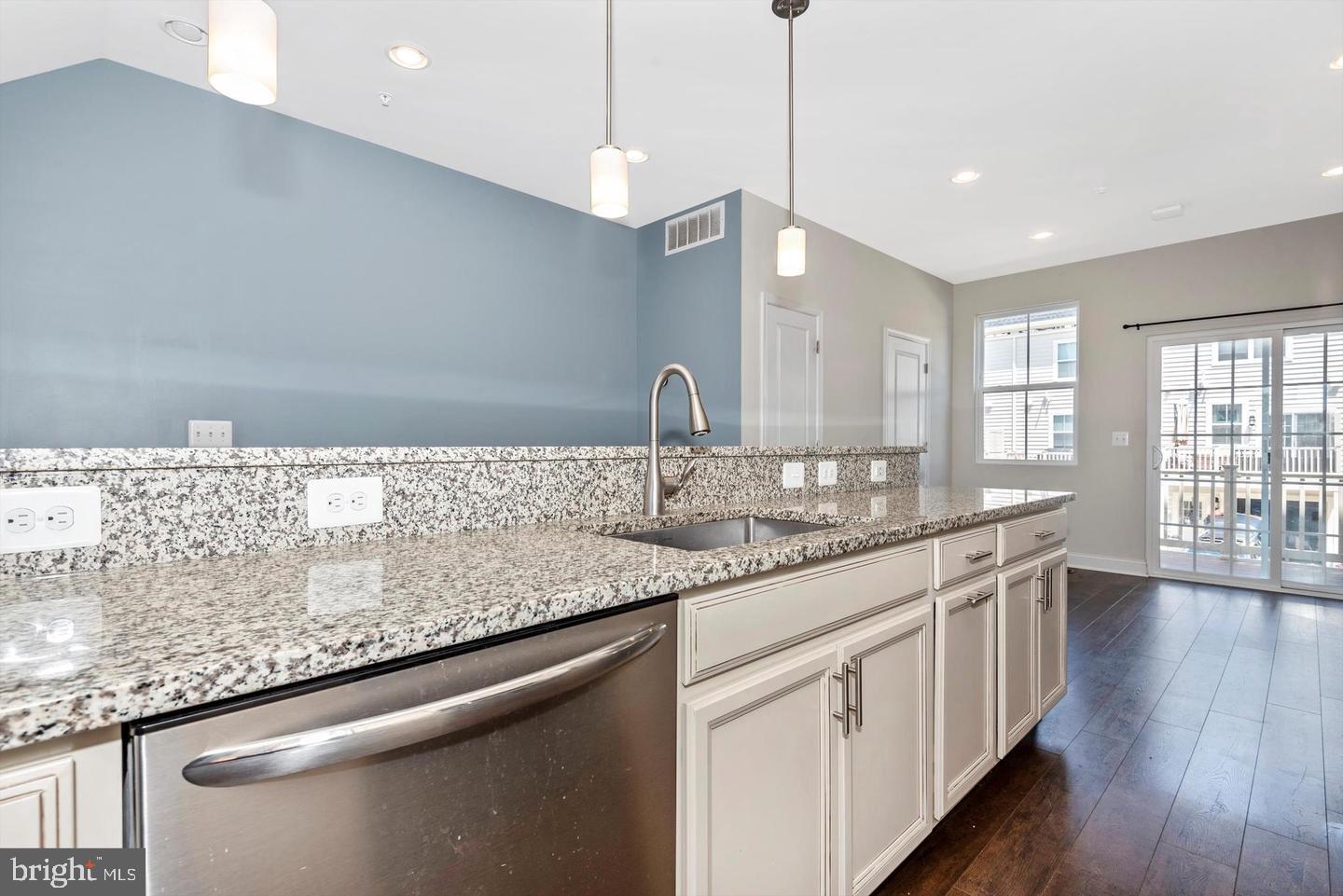 EASTCHURCH - Residential Lease