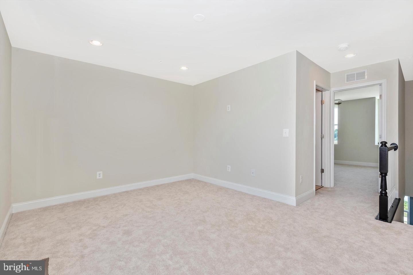 EASTCHURCH - Residential Lease