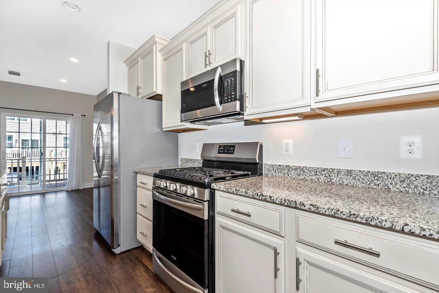 EASTCHURCH - Residential Lease