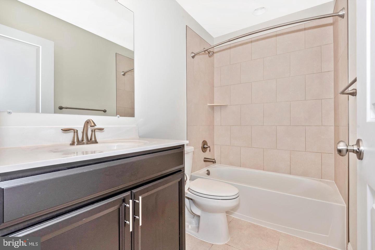 EASTCHURCH - Residential Lease