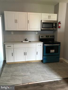 Brand new 2 bed 1 bath. Ceramic tile, hardwood floors, stainless steel appliances. Large spacious rooms and lots of natural lights. Will not last! Applications available online at tcsmgt.com. No PAR apps.