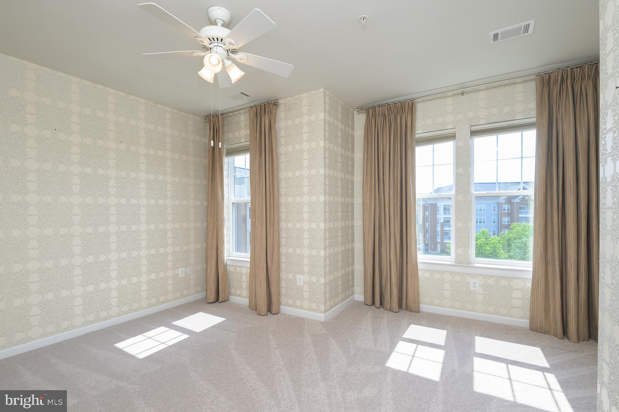 POTOMAC GREEN CONDOMINIUM - Residential