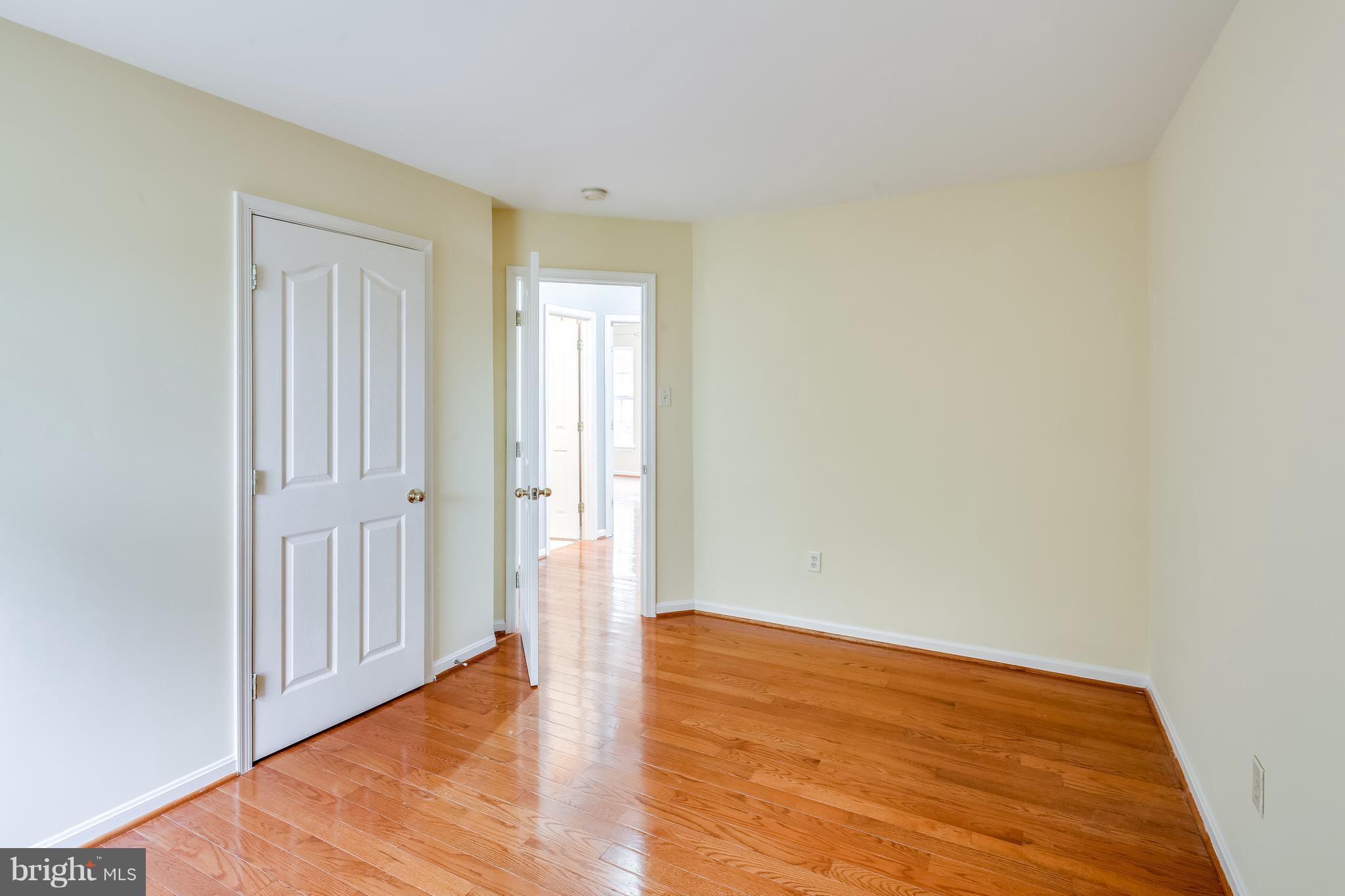 RIVER HILL - Residential Lease