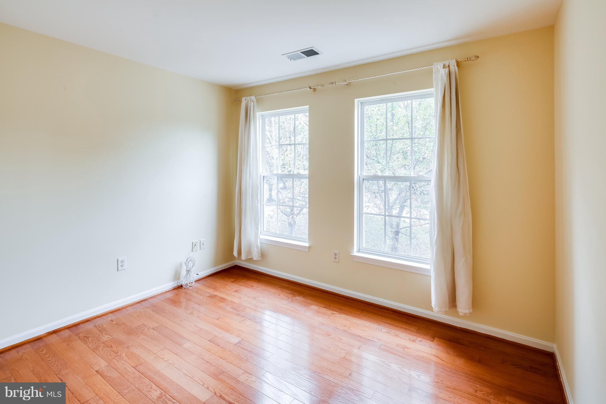 RIVER HILL - Residential Lease