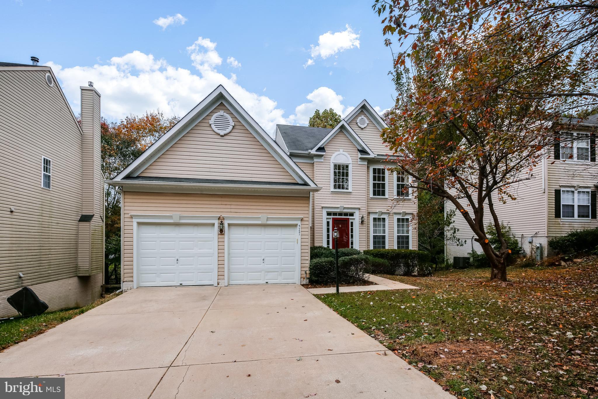 RIVER HILL - Residential Lease