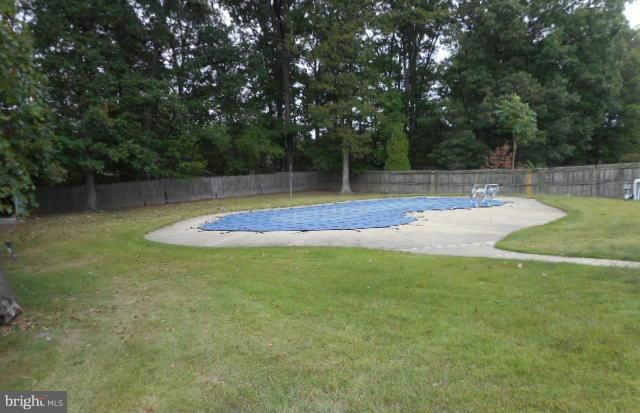 WILLIAMS WALK - Residential