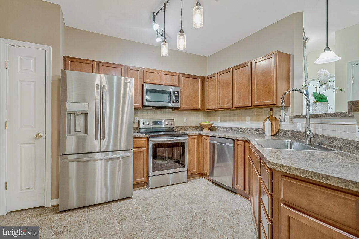 RESIDENCES AT WILDEWOOD - Residential