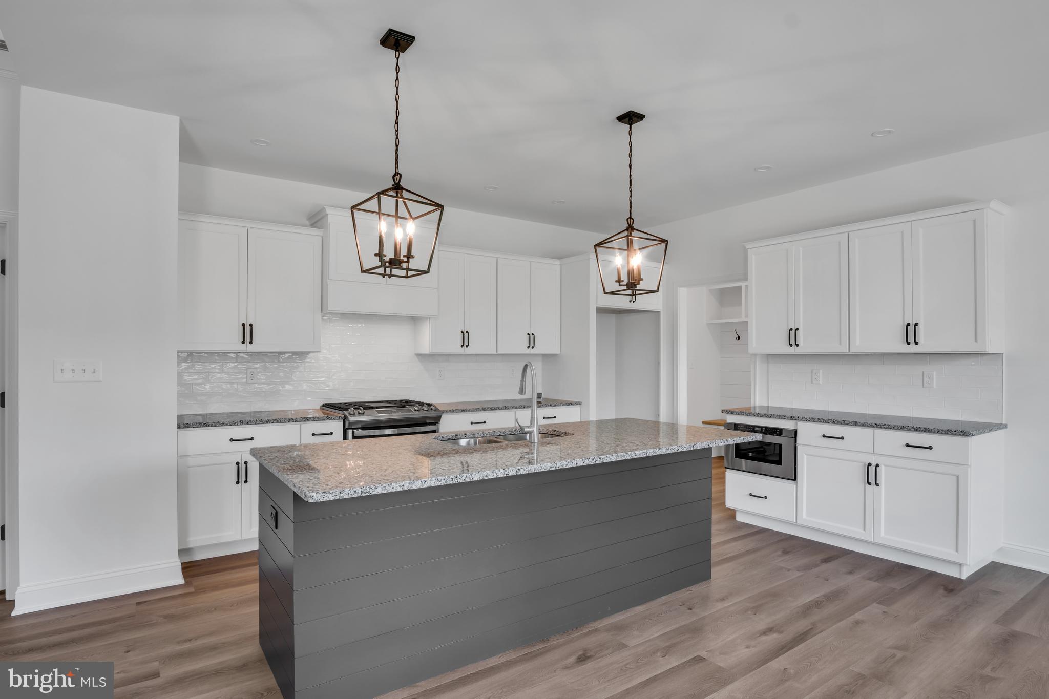 CUMBERLAND RANGE ESTATES - Residential