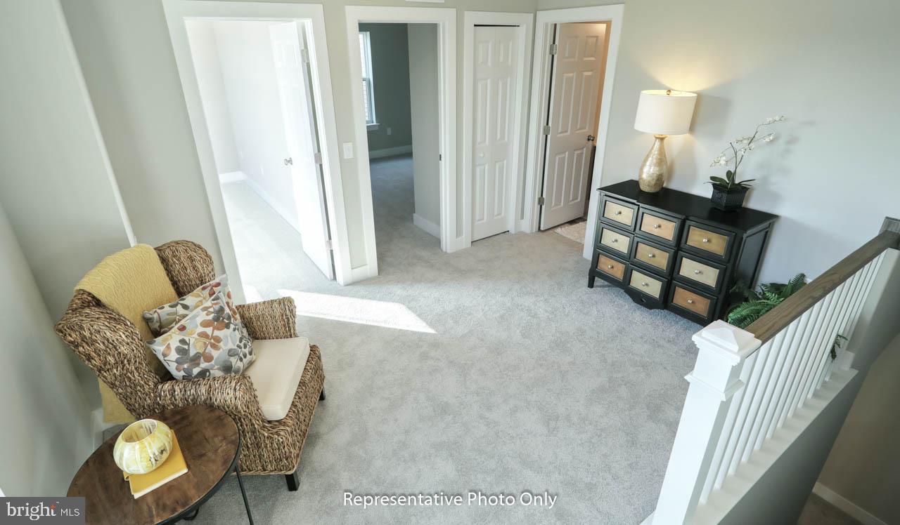 MADISON COURT - Residential