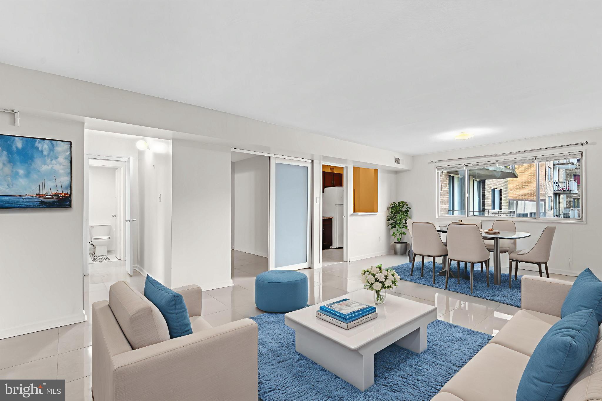 PRESIDENTIAL TOWERS - Residential