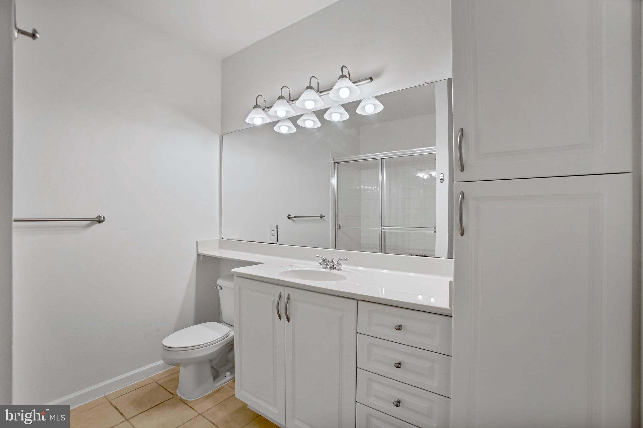 BRYSON AT WOODLAND PARK - Residential Lease