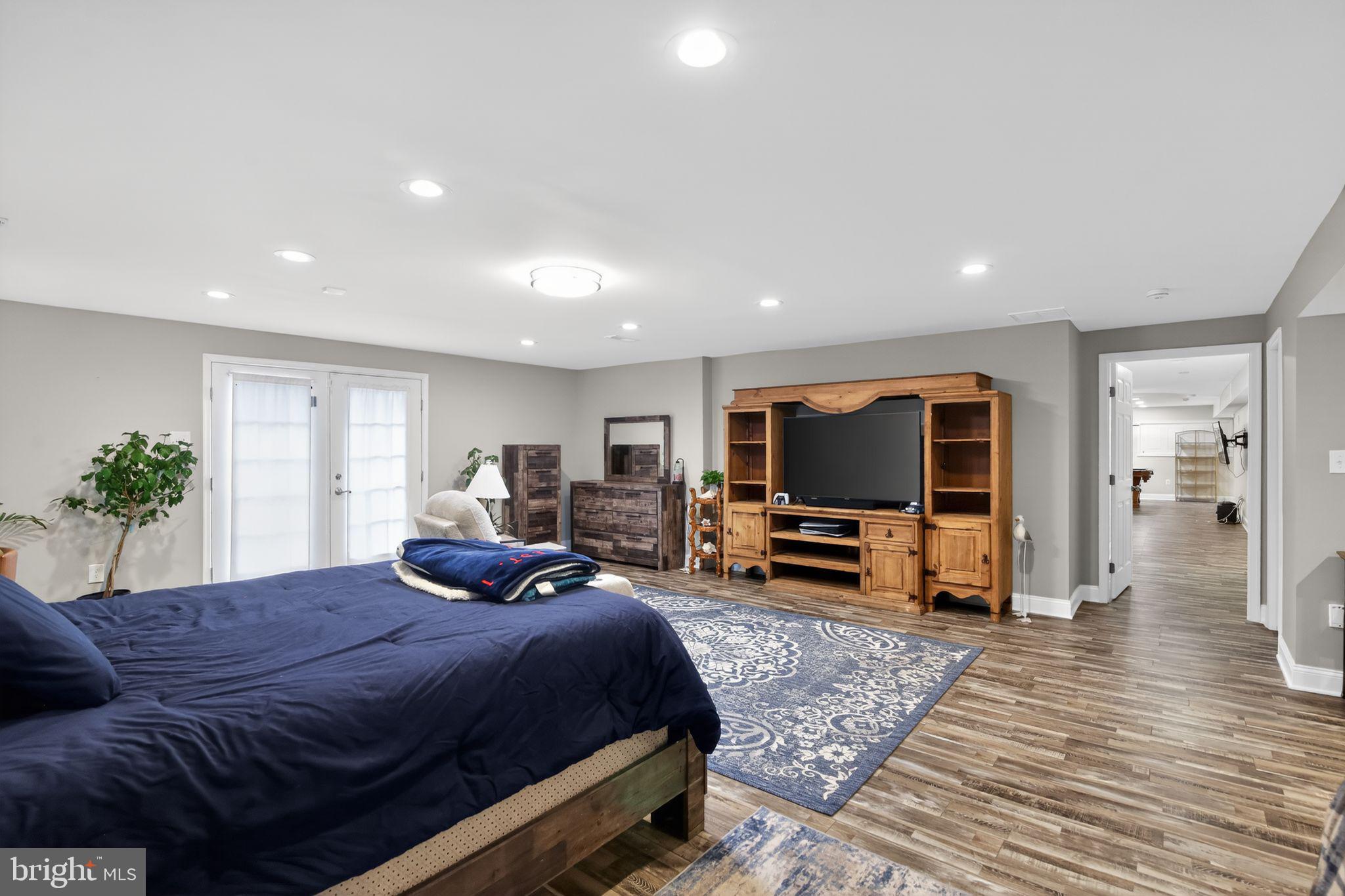 THE WILLOWS - Residential