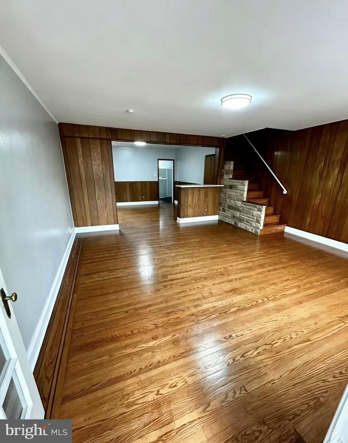 6939 LARGE STREET