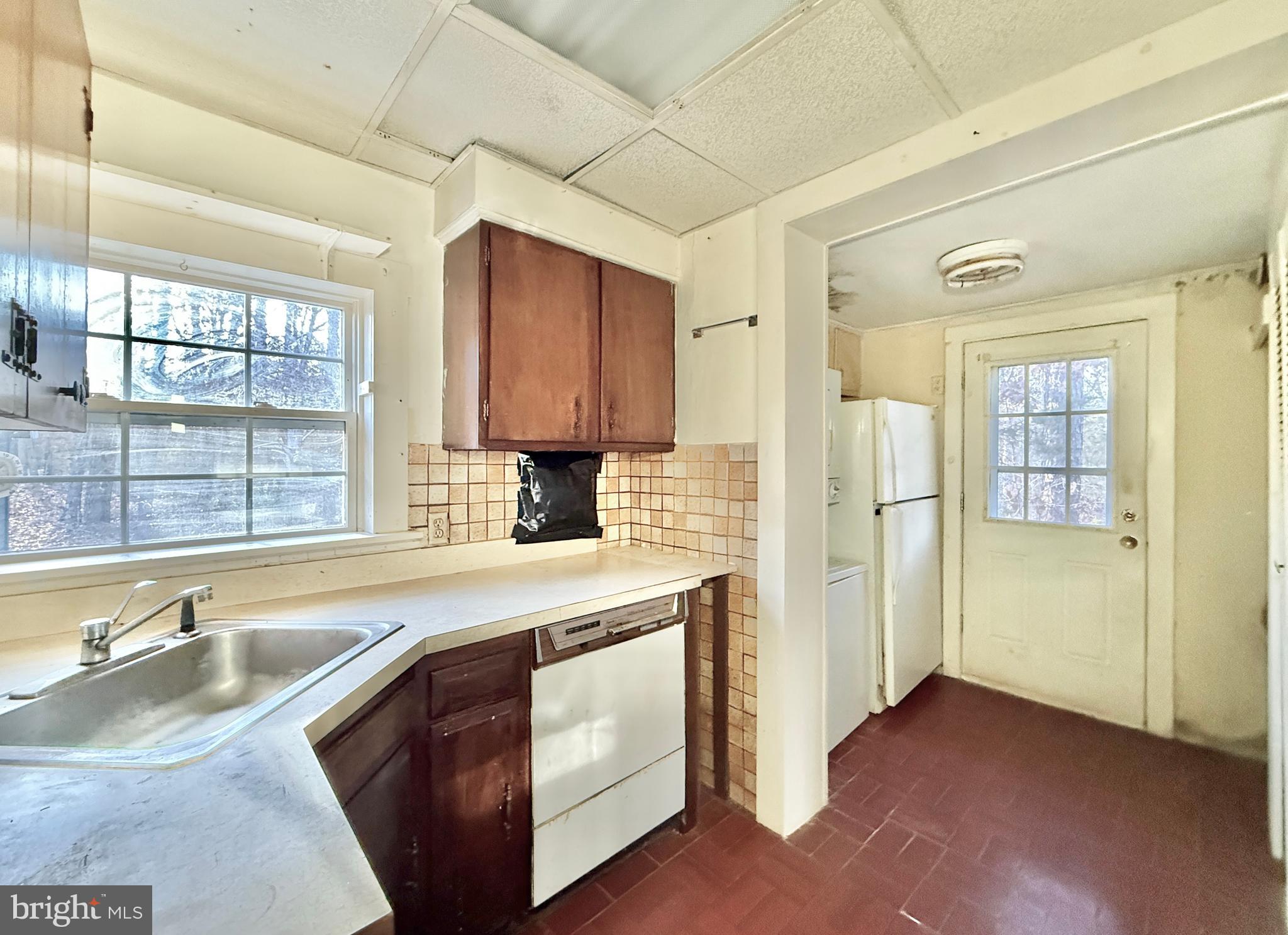 5253 MAYS LANDING SP ROAD