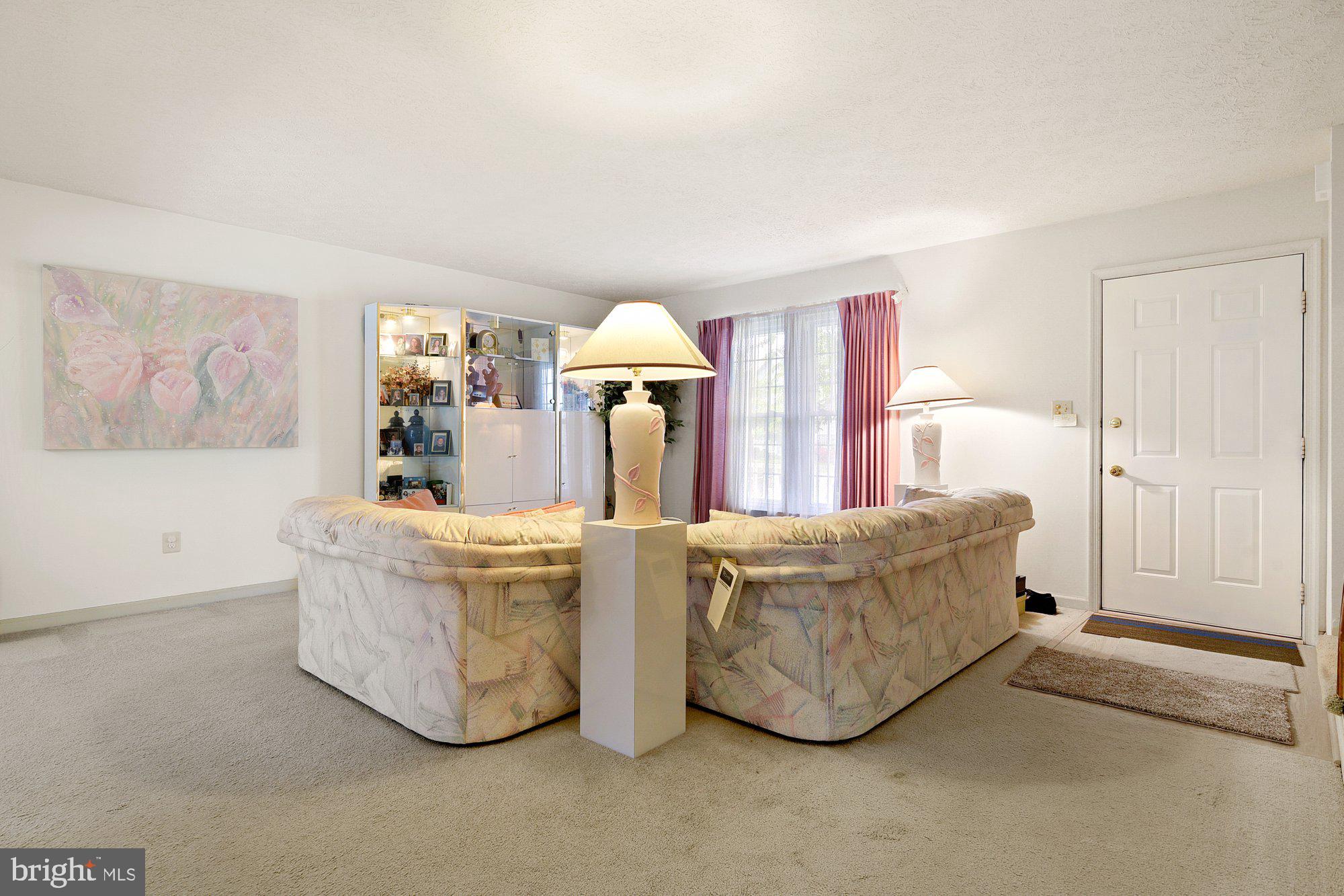 HARBOUR OAKS - Residential