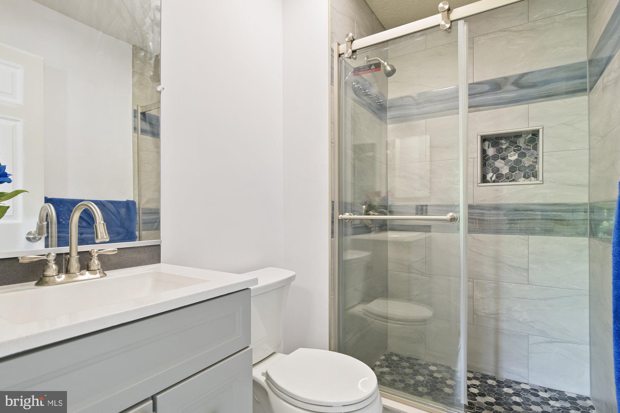 HARBOUR OAKS - Residential