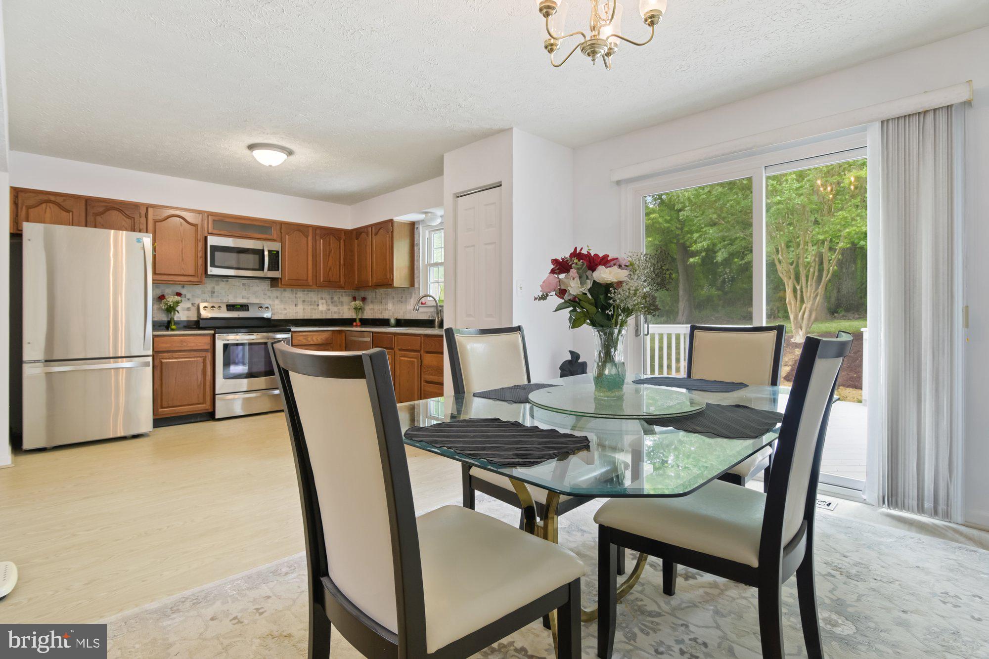 HARBOUR OAKS - Residential