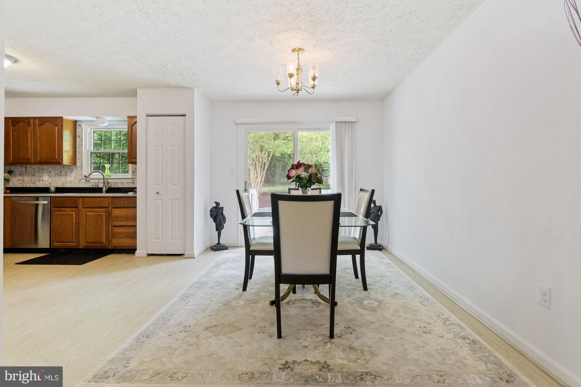 HARBOUR OAKS - Residential