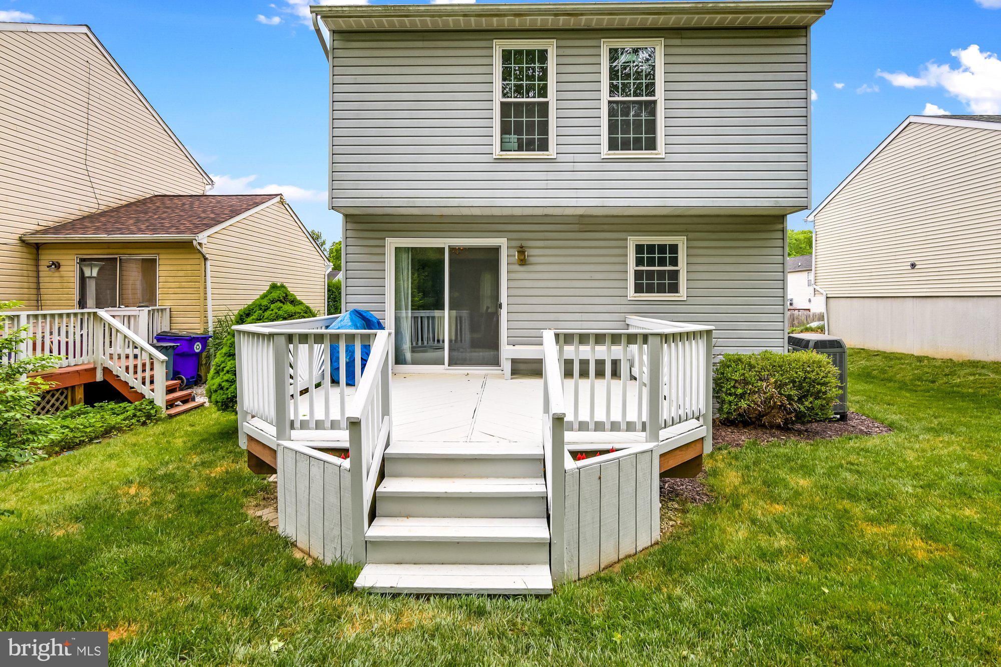 HARBOUR OAKS - Residential