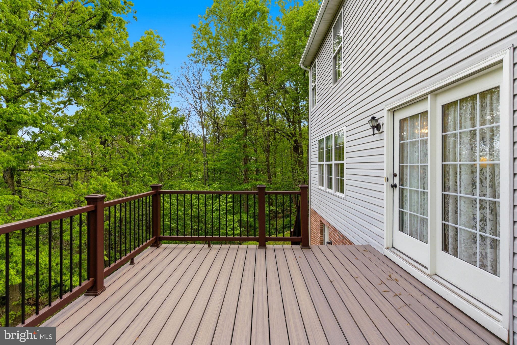 OVERLOOK WOODS - Residential