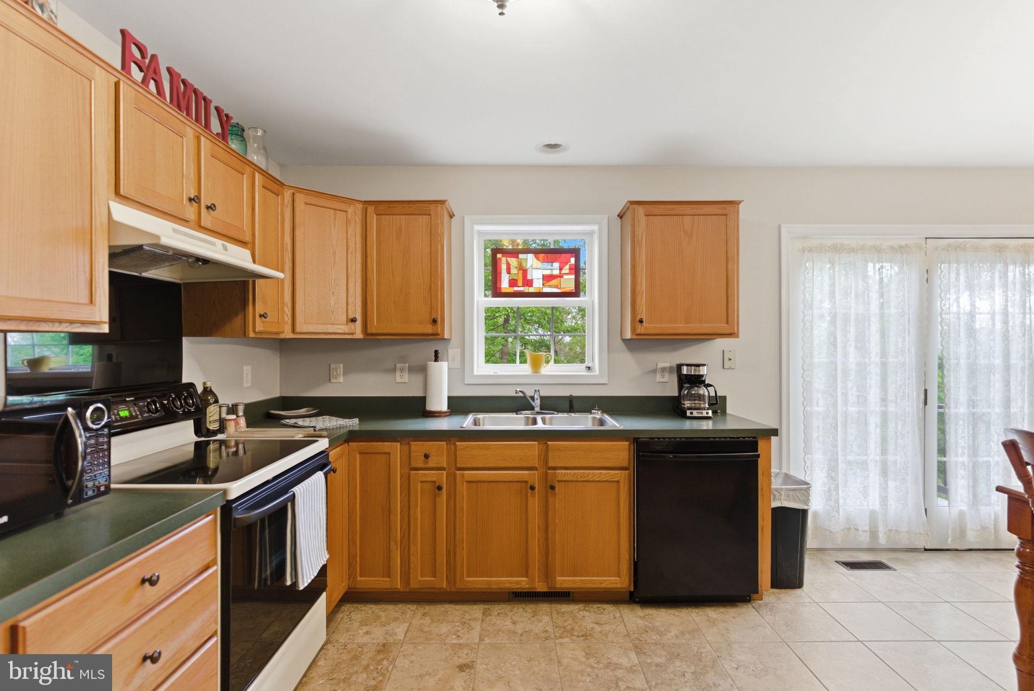 OVERLOOK WOODS - Residential