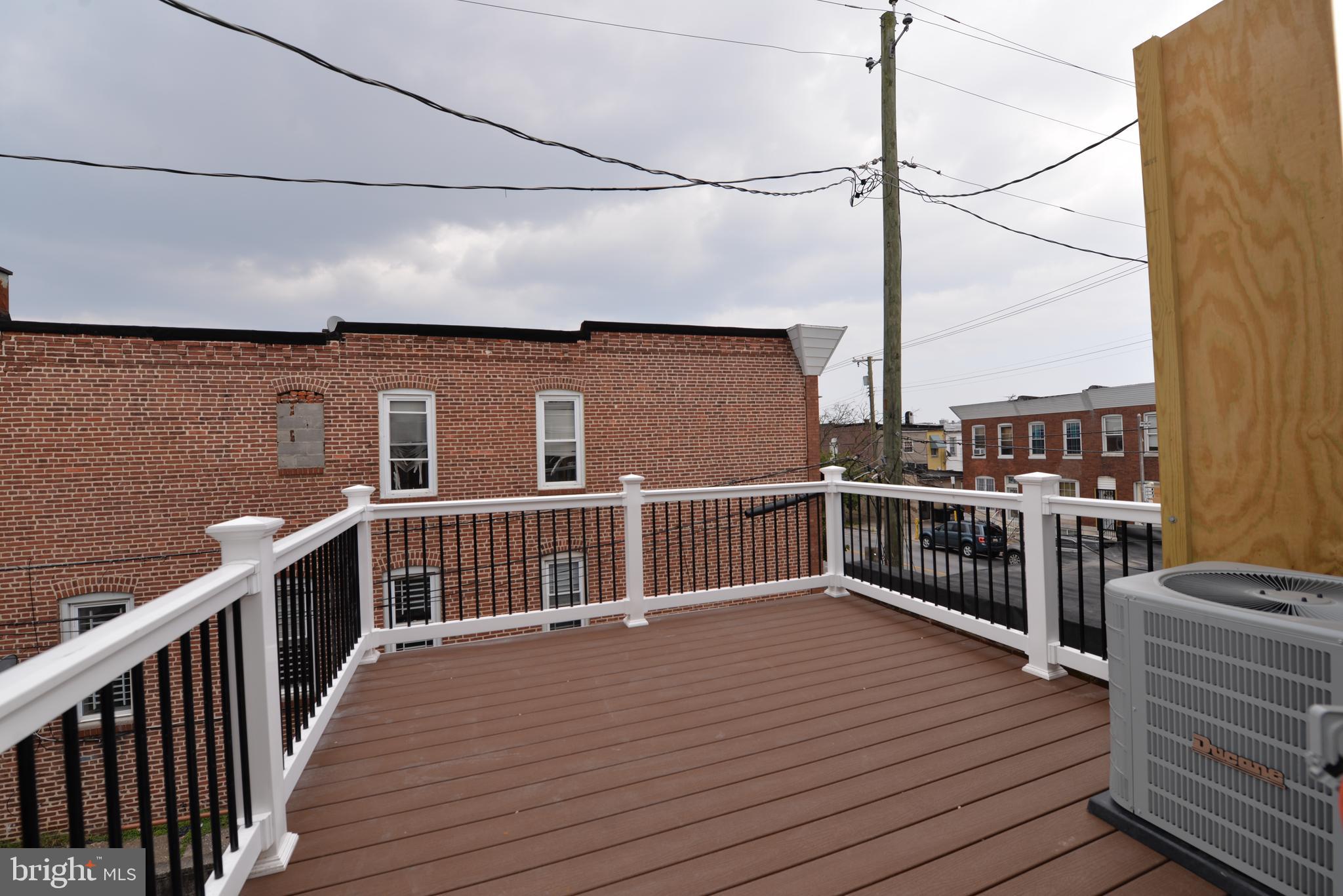 ELWOOD PARK - Residential