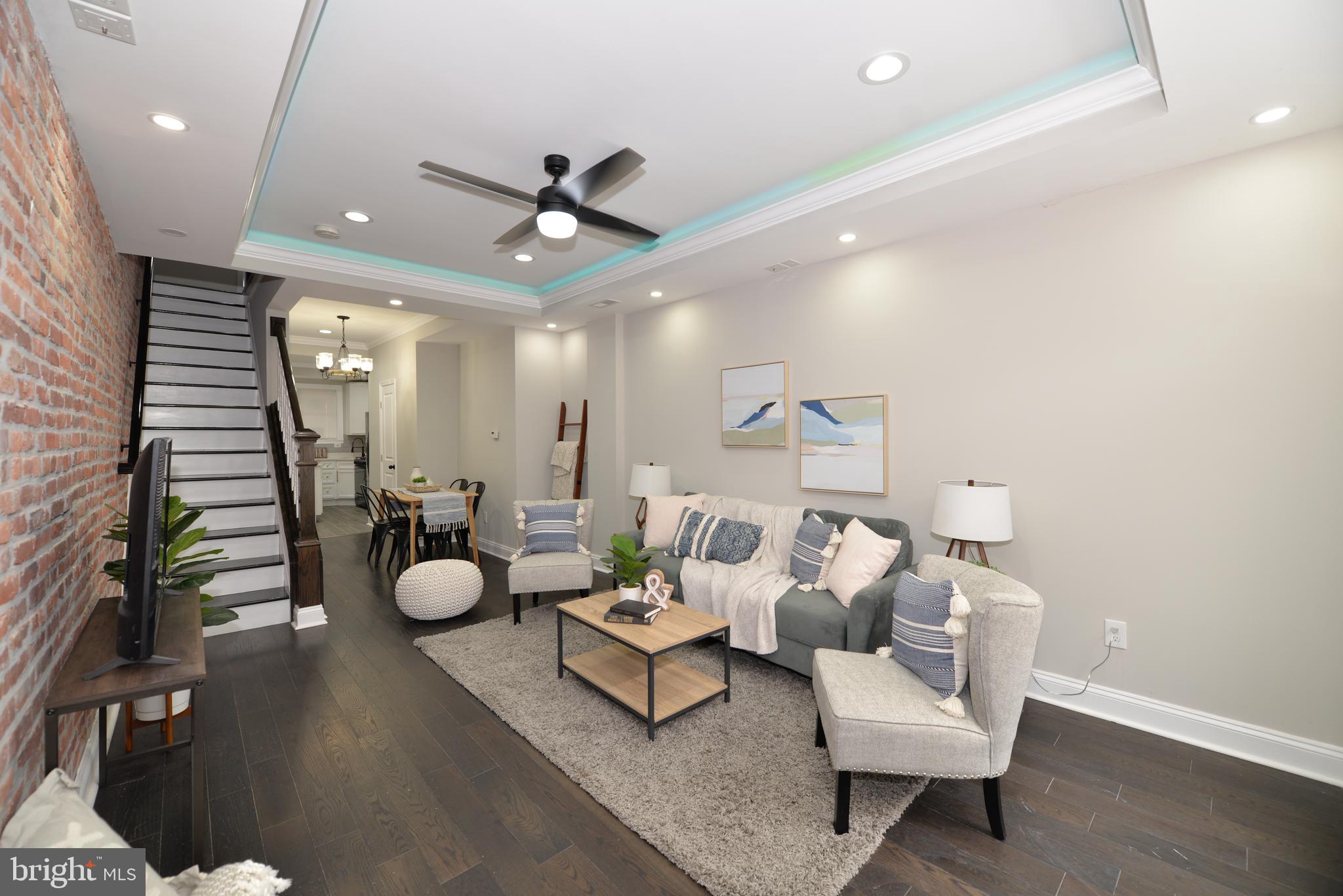 ELWOOD PARK - Residential