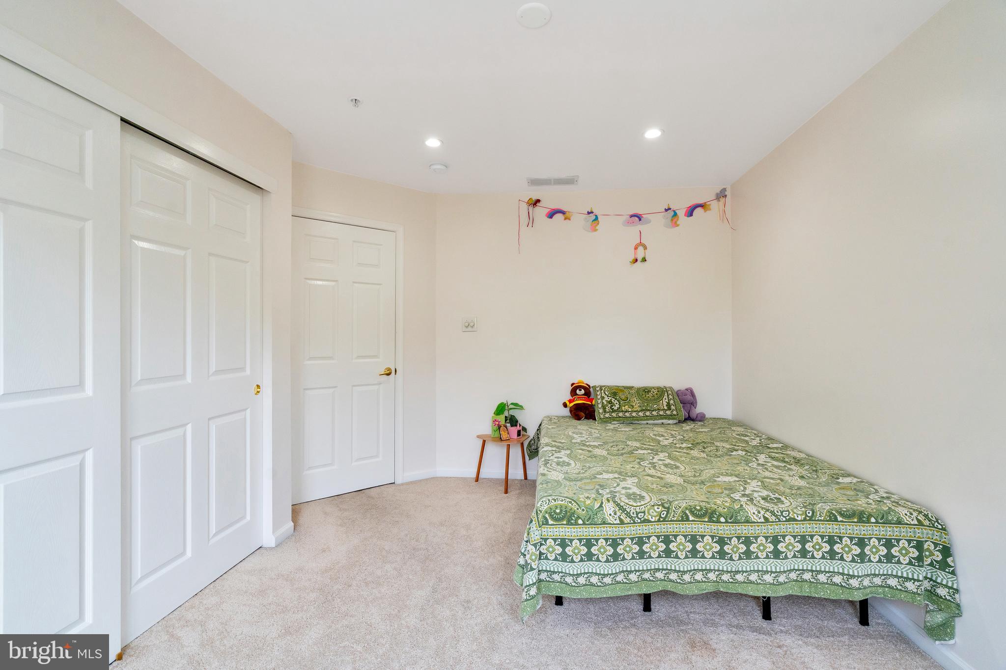 VALLEY VIEW - Residential