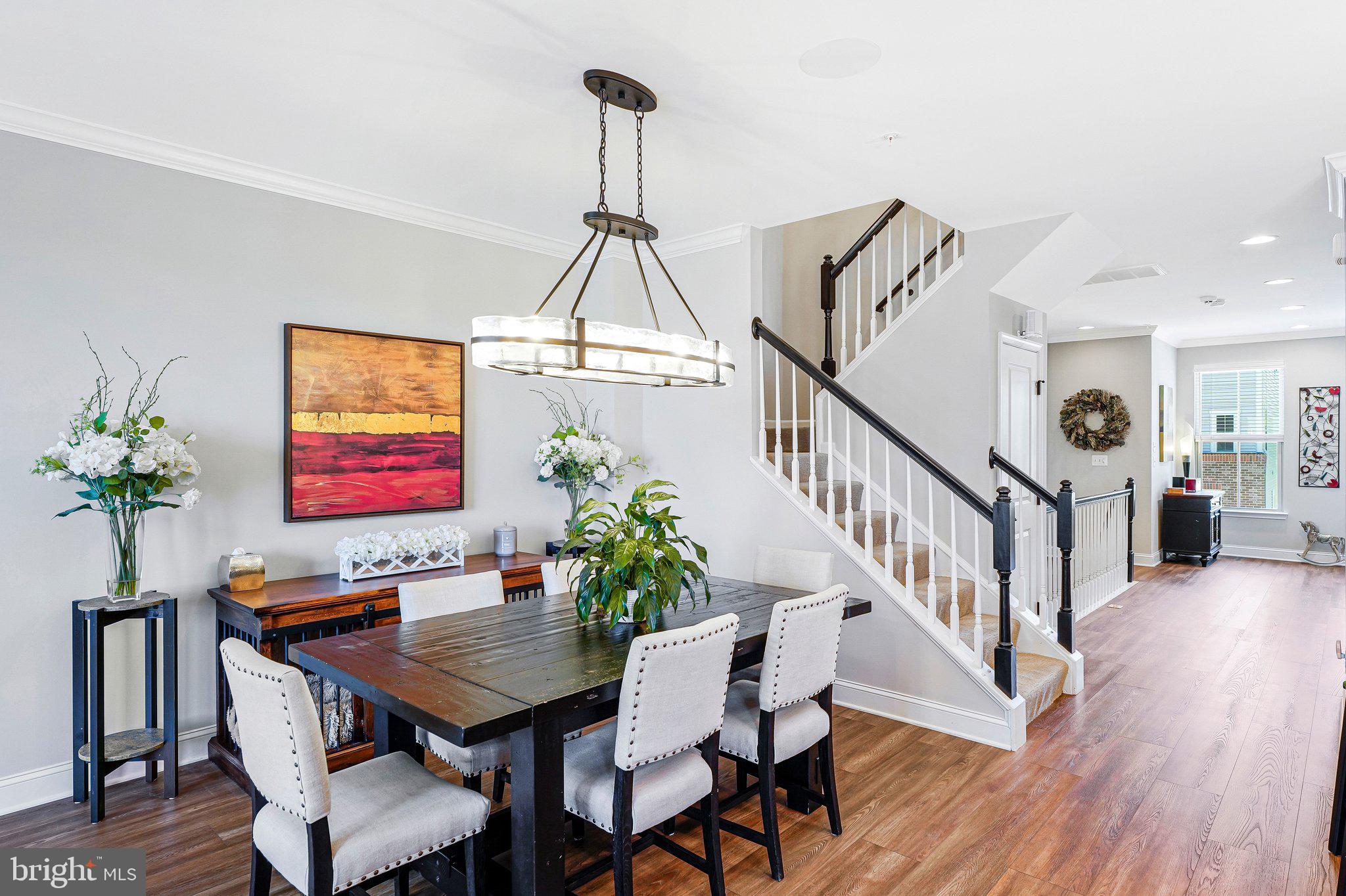 LOUDOUN CROSSING CONDOMINIUM - Residential
