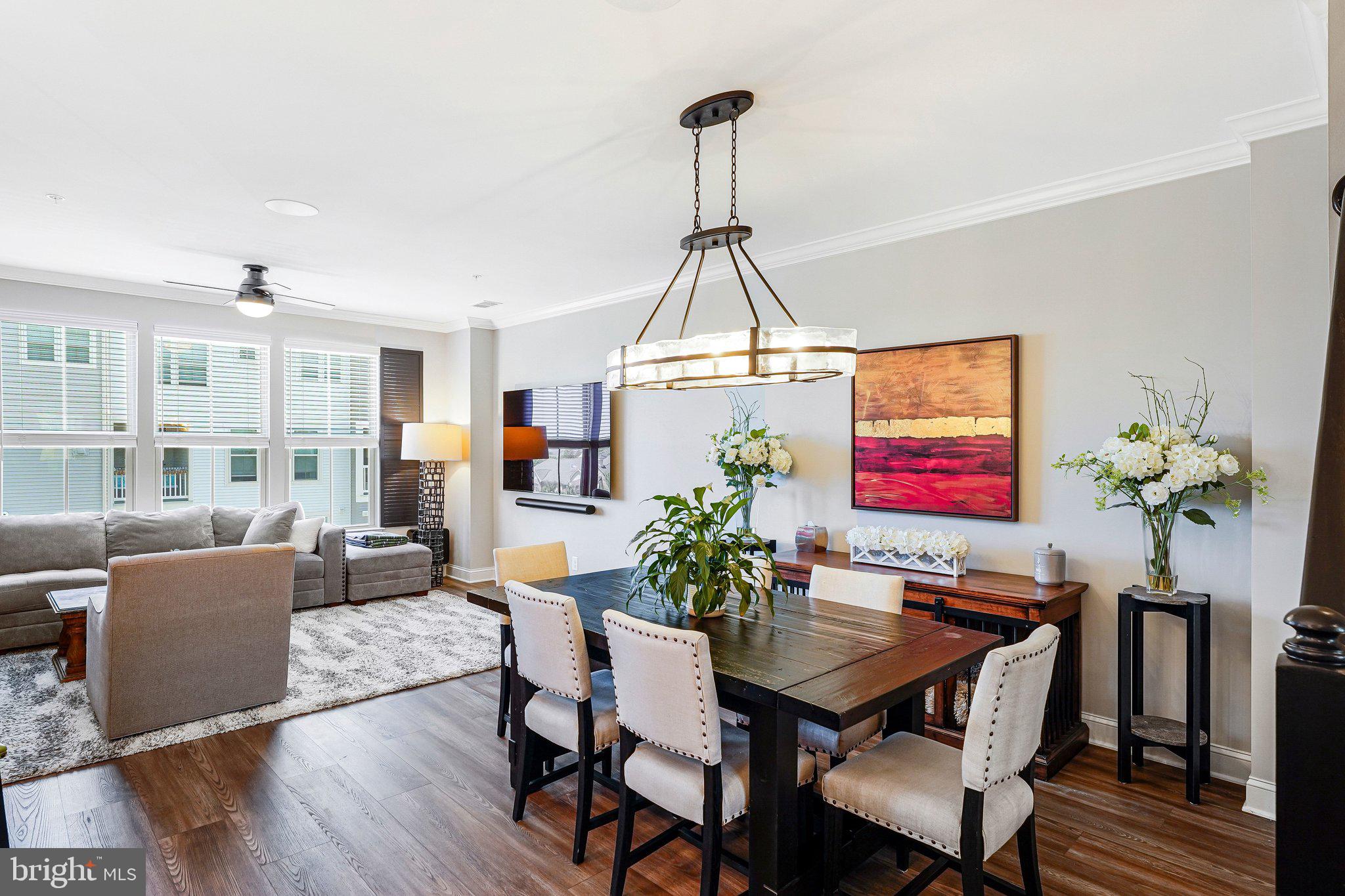 LOUDOUN CROSSING CONDOMINIUM - Residential