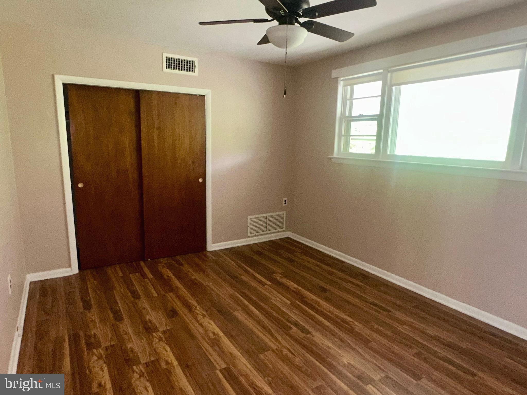 GLENSIDE - Residential Lease