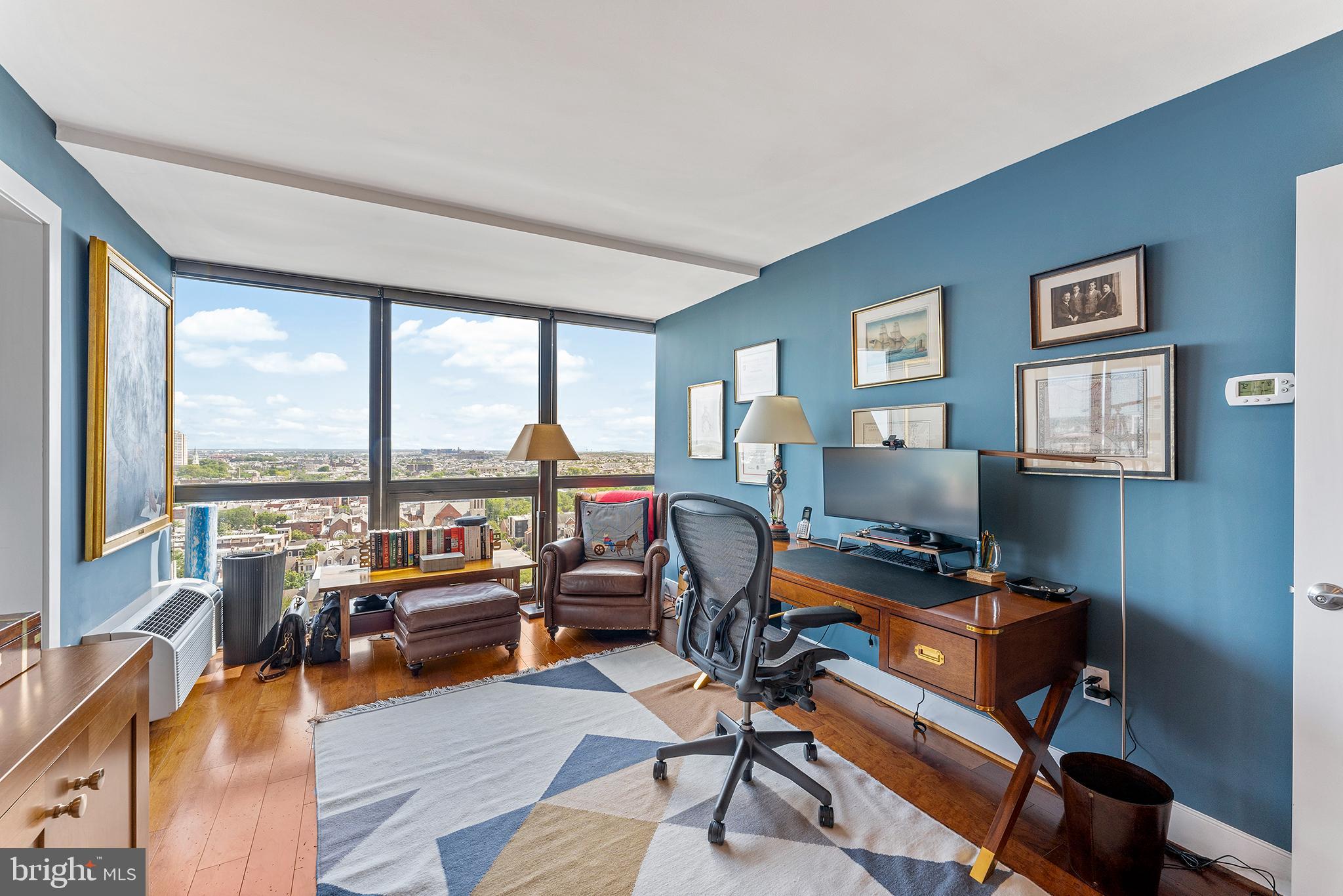 INDEPENDENCE PLACE - Residential