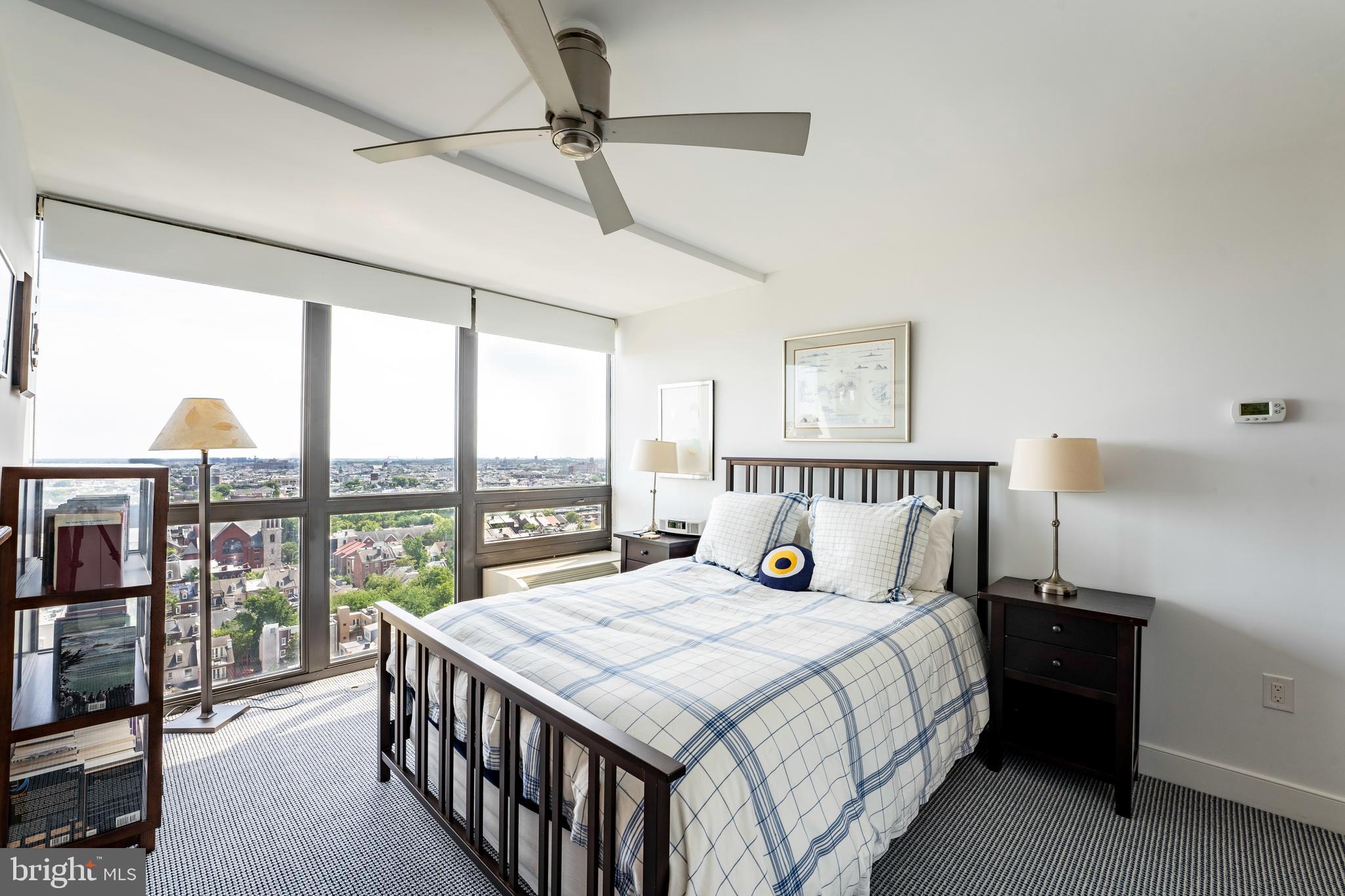 INDEPENDENCE PLACE - Residential