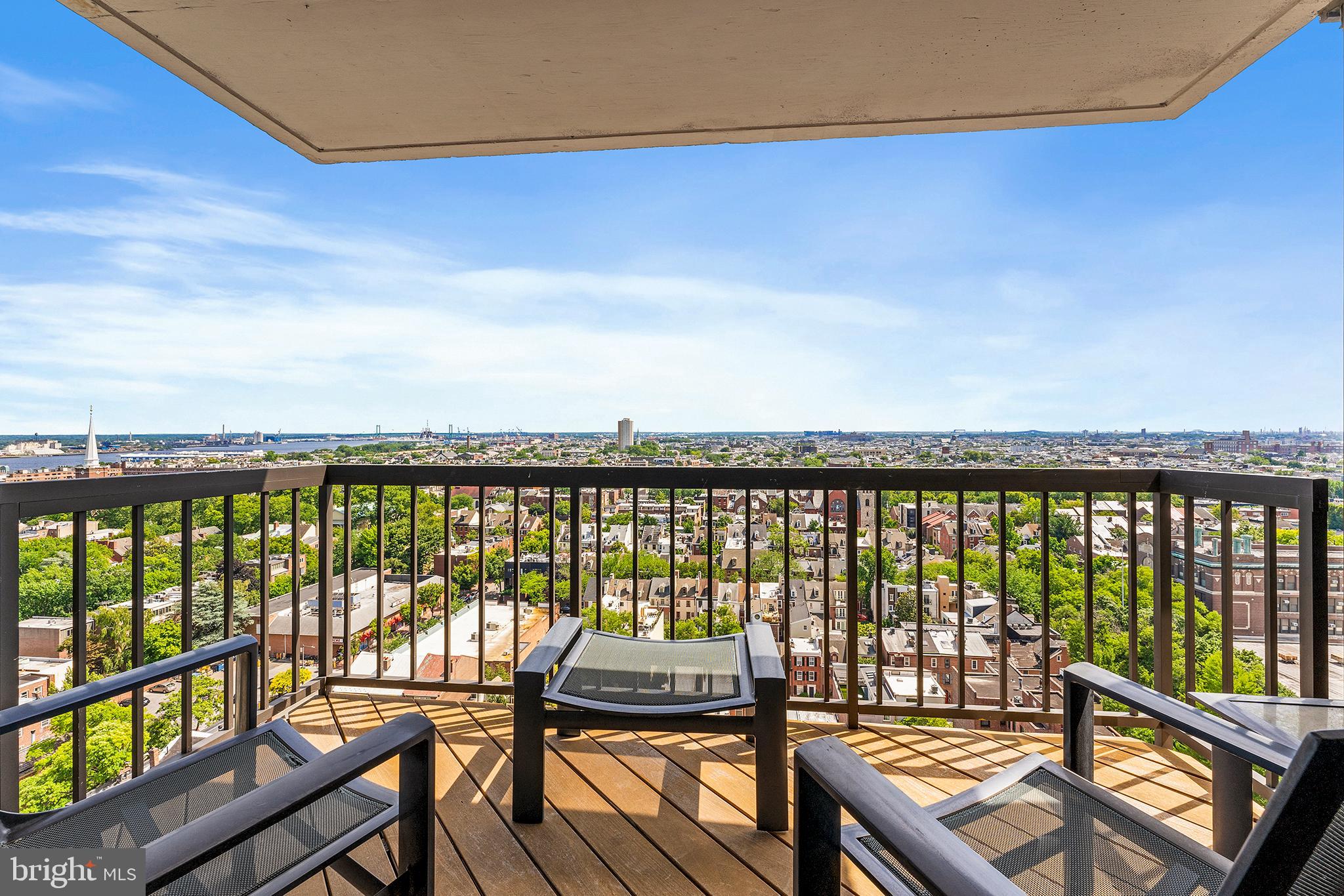 INDEPENDENCE PLACE - Residential