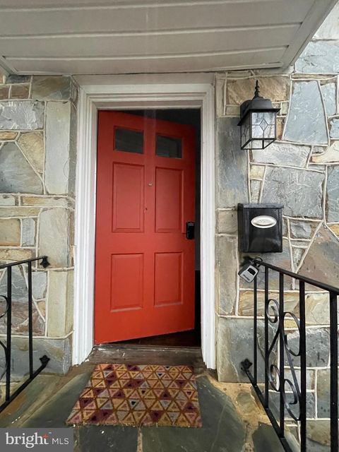 Photo of 420 Woodford Street, FREDERICKSBURG, VA 22401 (MLS # VAFB2009254)