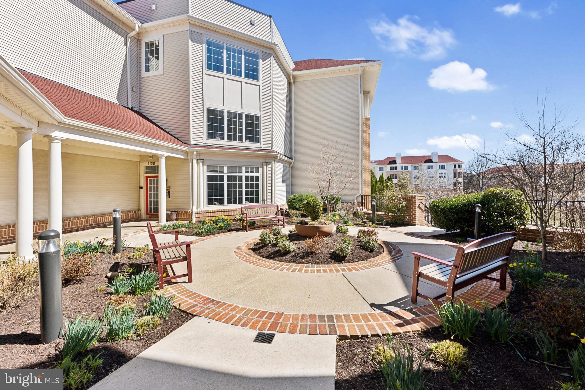 WAVERLY WOODS - Residential