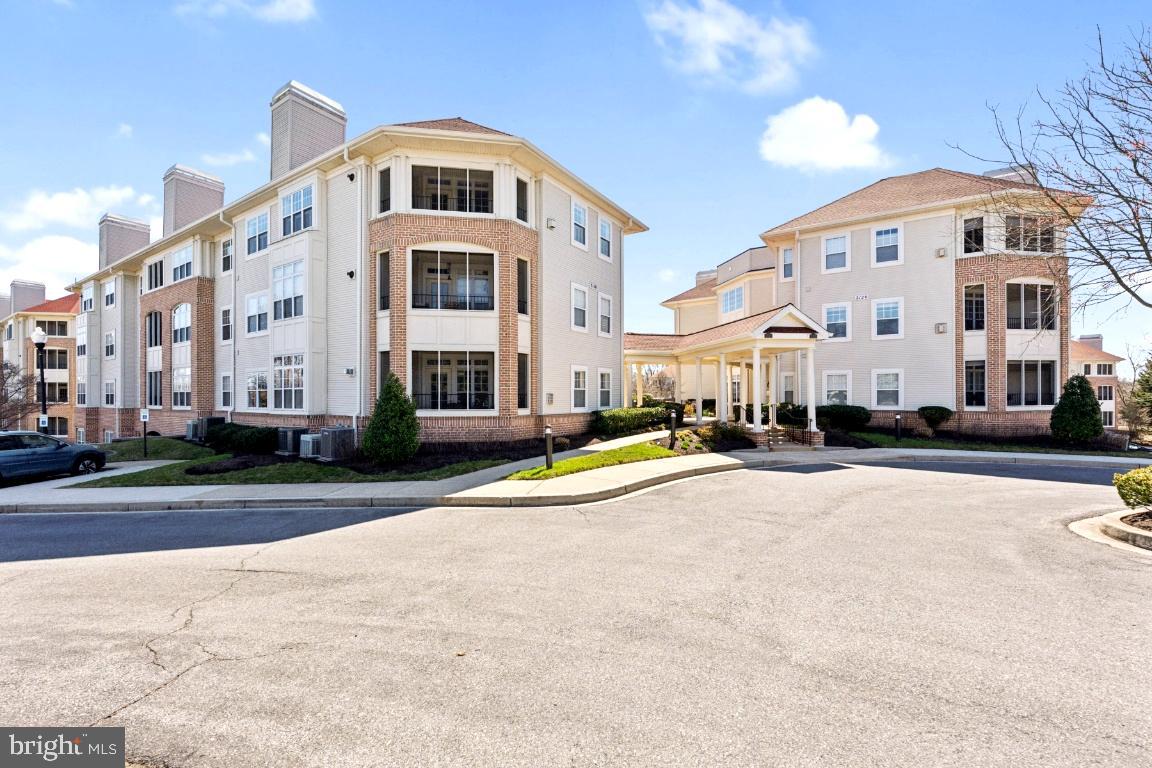 WAVERLY WOODS - Residential