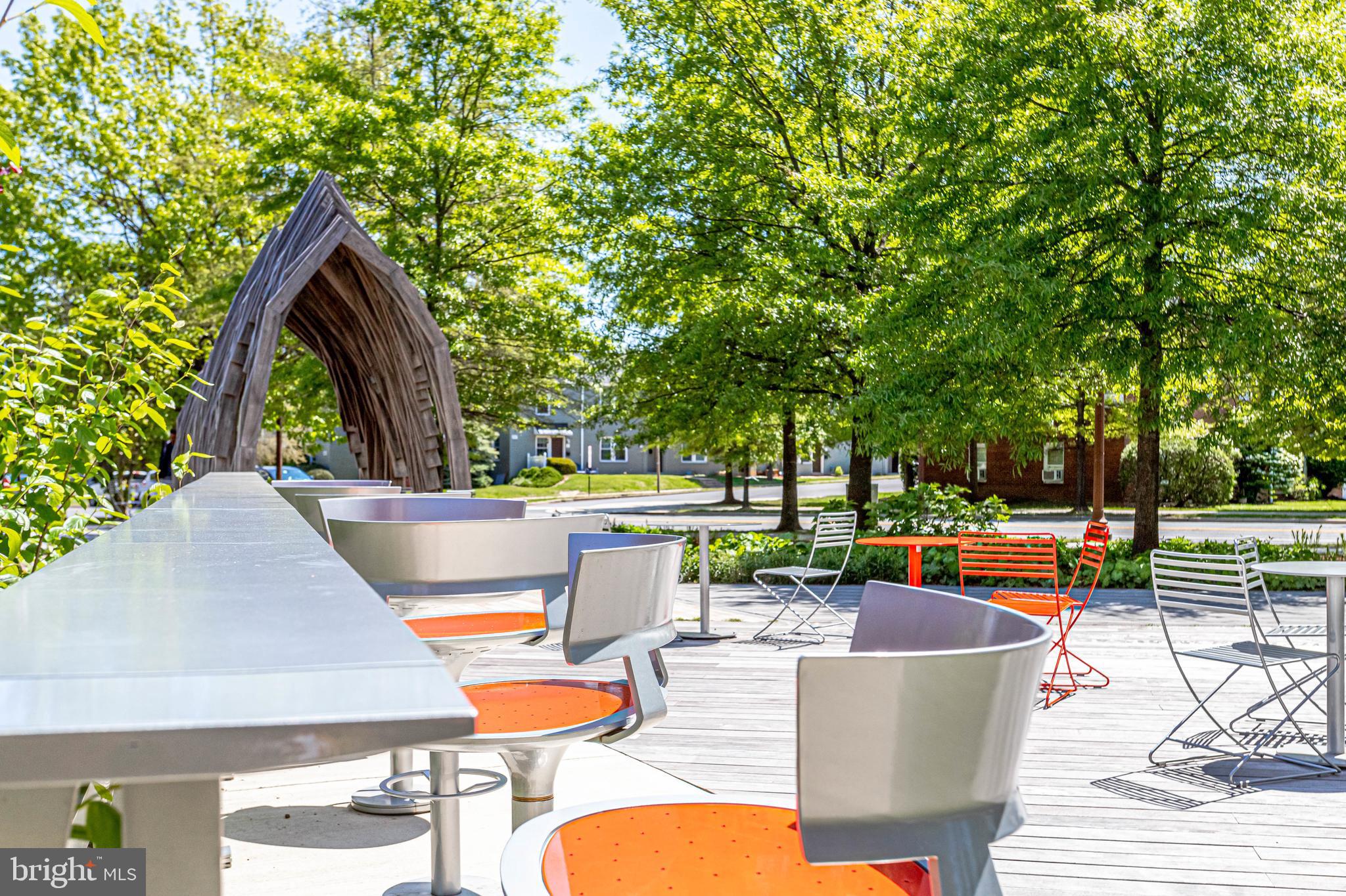 VIRGINIA SQUARE - Residential Lease