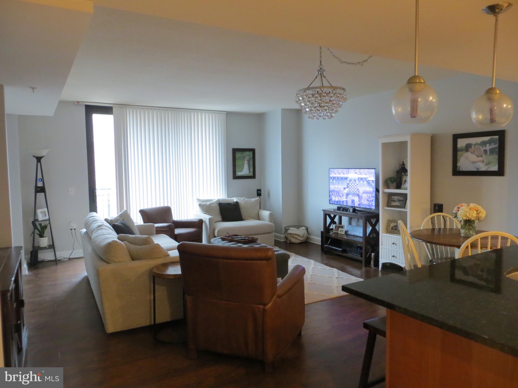 MIDTOWN ALEXANDRIA STATION CONDOMINIUM - Residential Lease