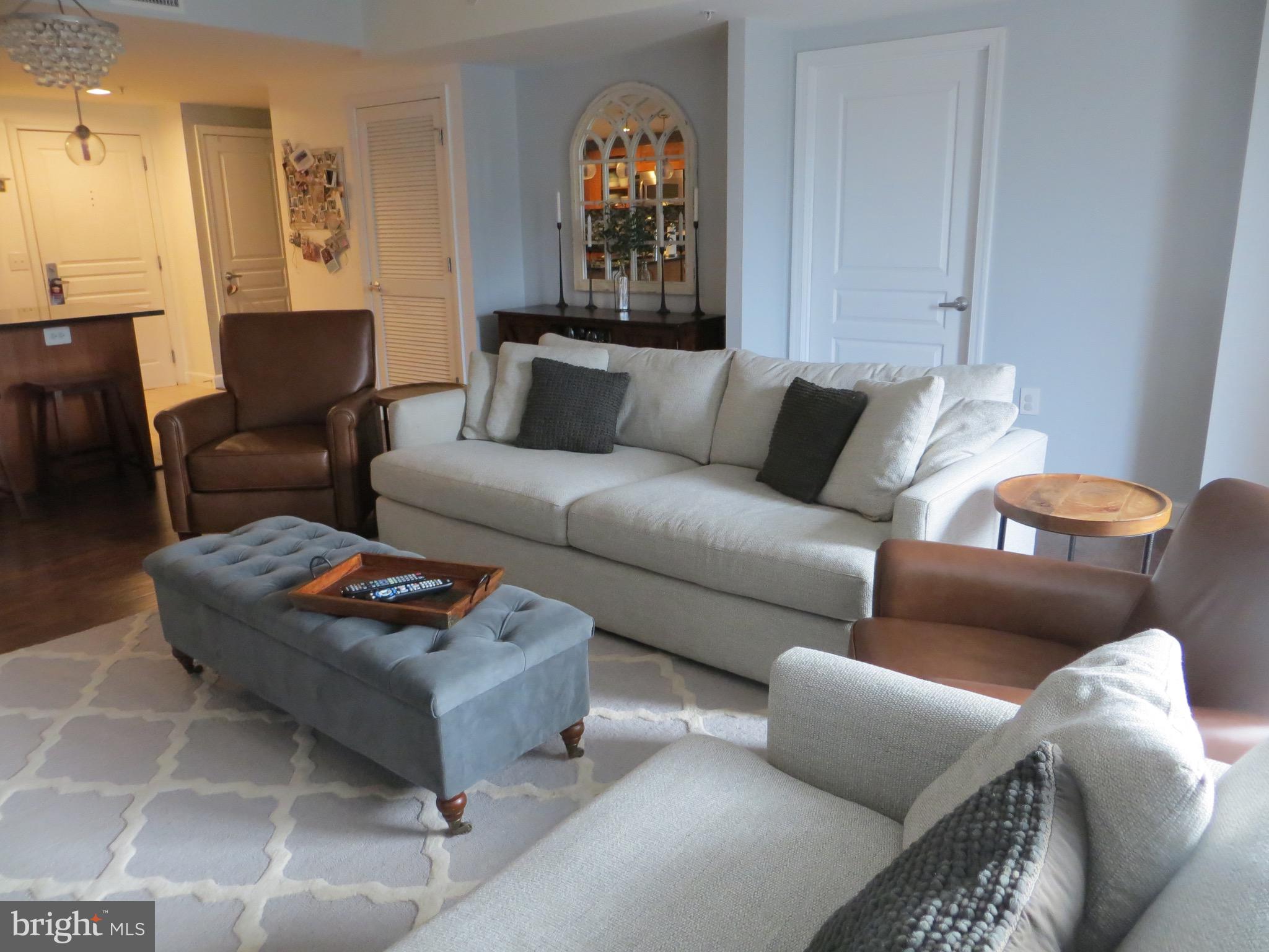 MIDTOWN ALEXANDRIA STATION CONDOMINIUM - Residential Lease