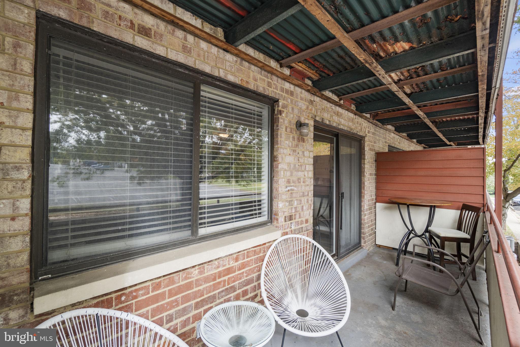 HUNTINGTON WALK - Residential