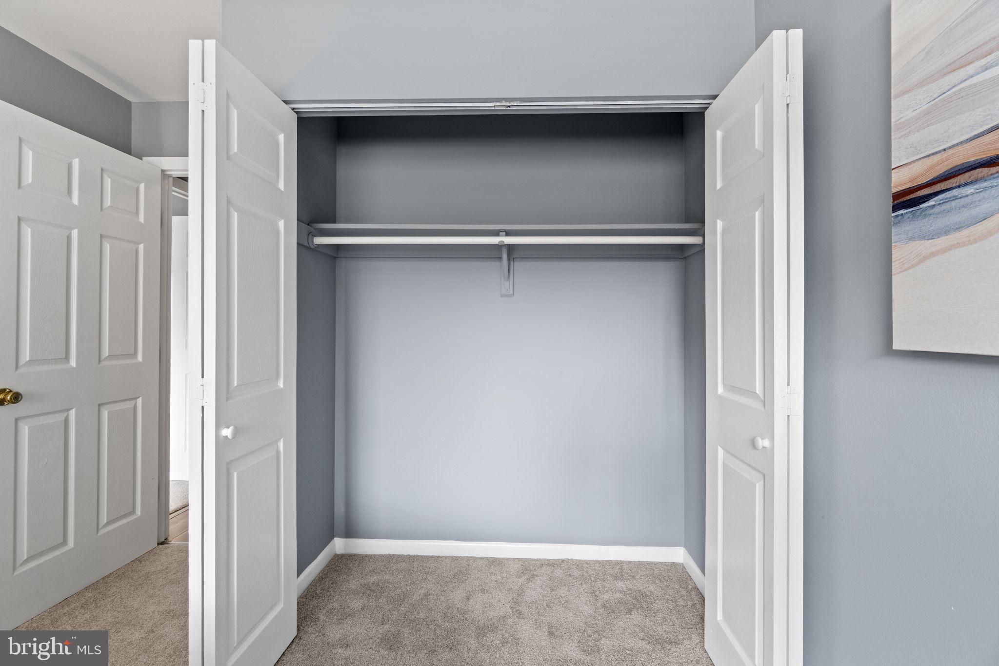 HUNTINGTON WALK - Residential