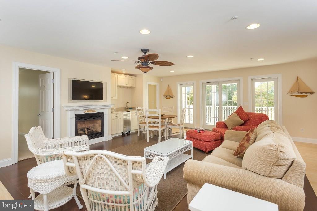 INDIAN BEACH - Residential