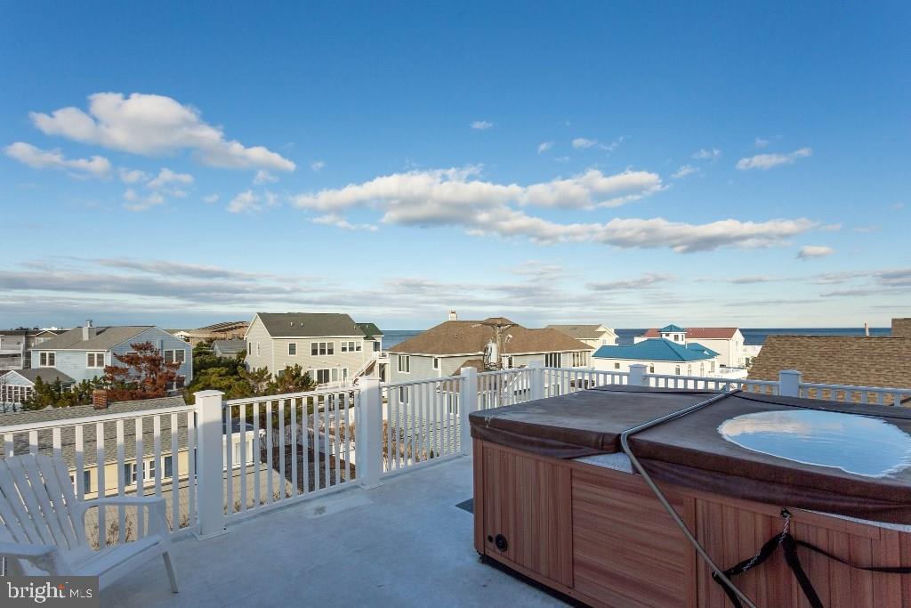 INDIAN BEACH - Residential