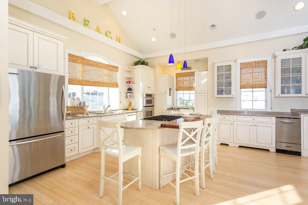 INDIAN BEACH - Residential