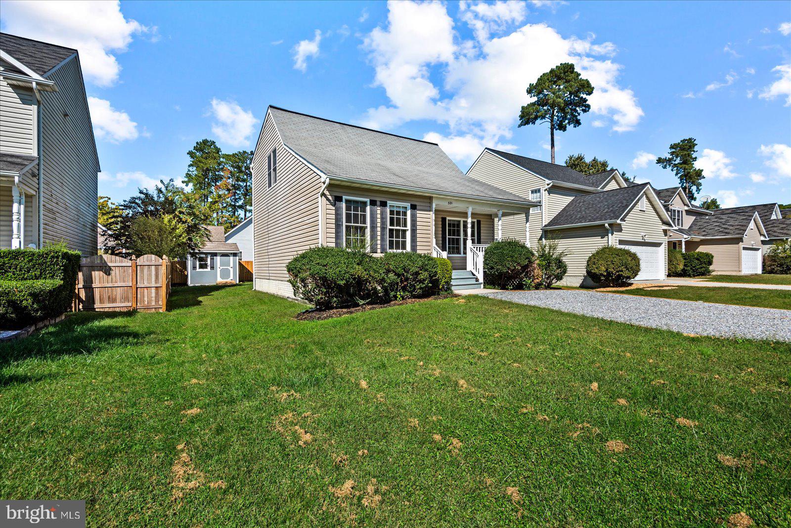 CLASSIC SHORES - Residential