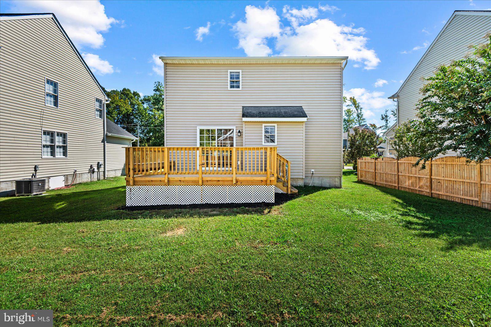 CLASSIC SHORES - Residential